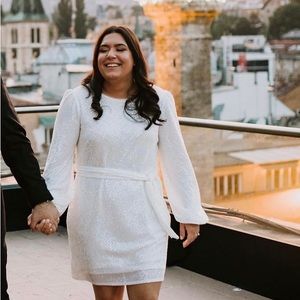 Selling my Jenny Yoo dress, work for maybe 3 hours. Great condition!